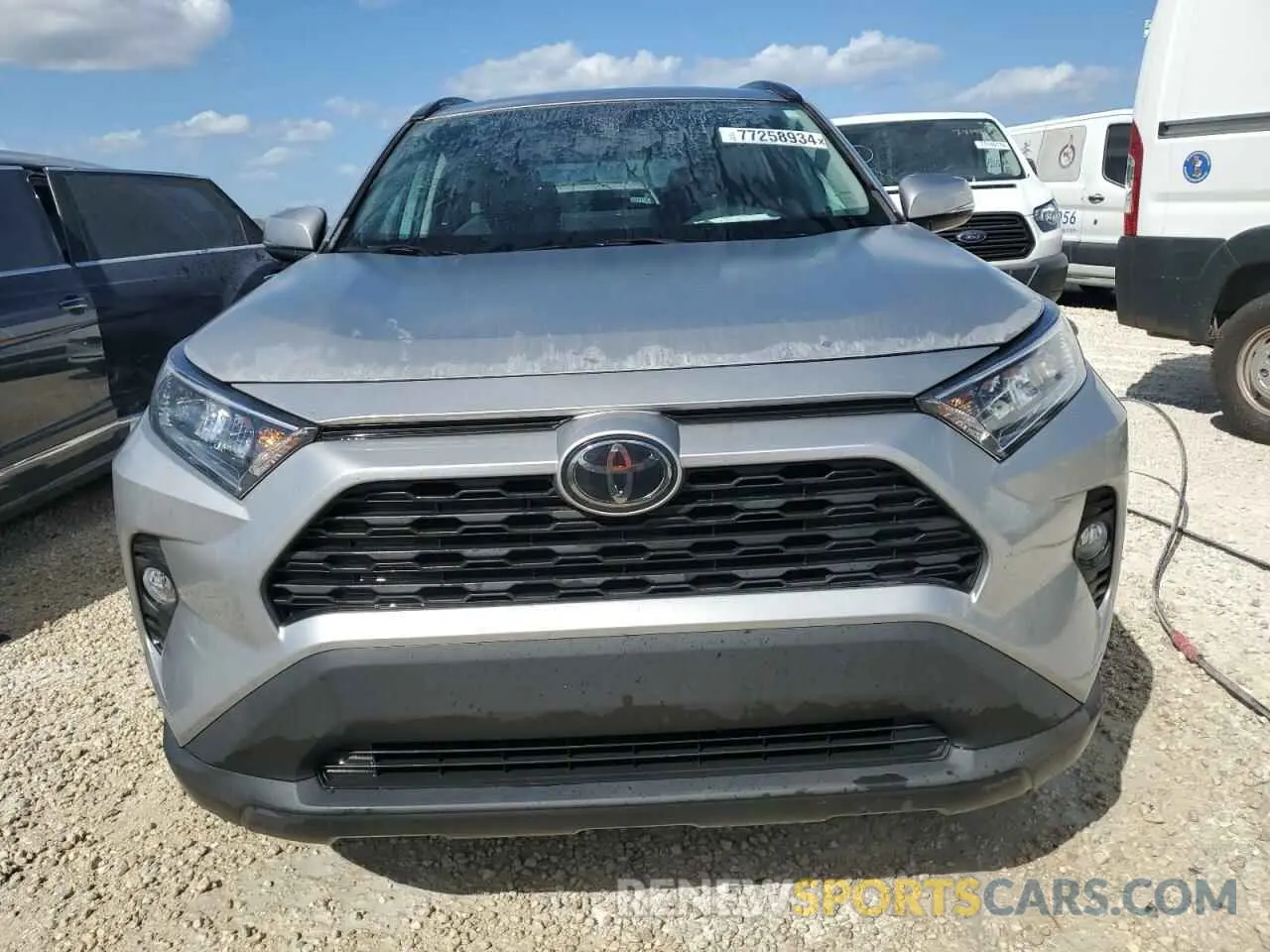 5 Photograph of a damaged car 2T3W1RFV4MC134995 TOYOTA RAV4 2021