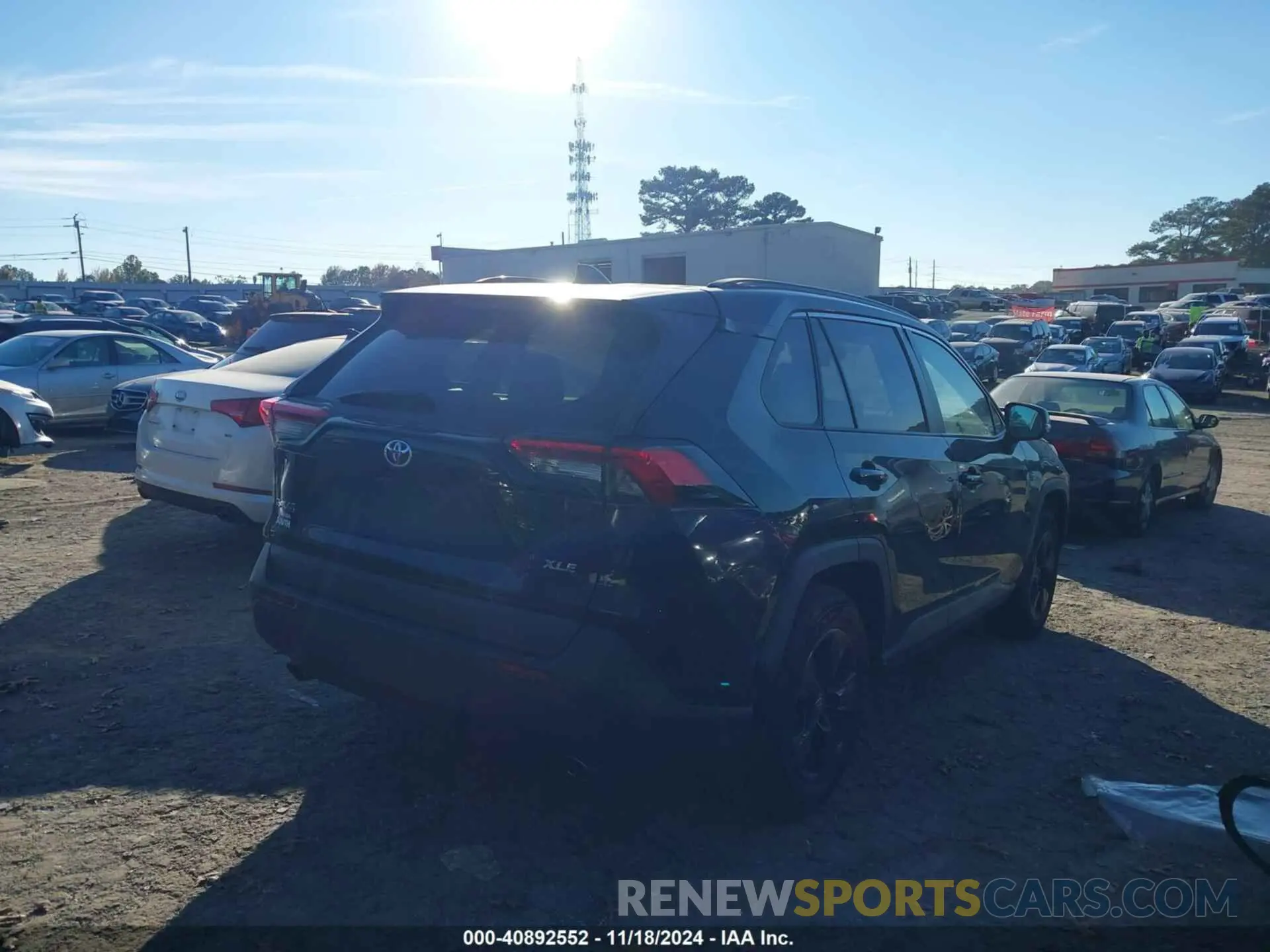 4 Photograph of a damaged car 2T3W1RFV4MC141350 TOYOTA RAV4 2021