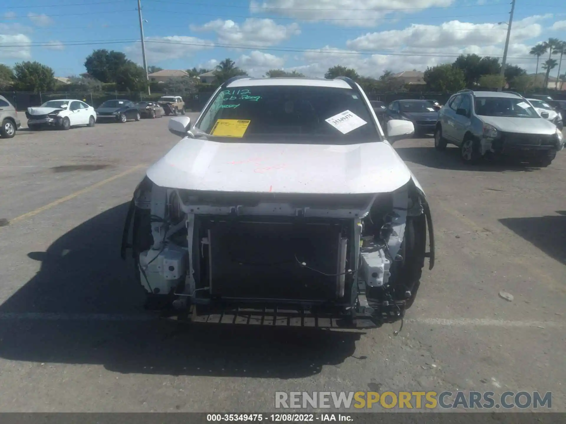 6 Photograph of a damaged car 2T3W1RFV4MC141896 TOYOTA RAV4 2021