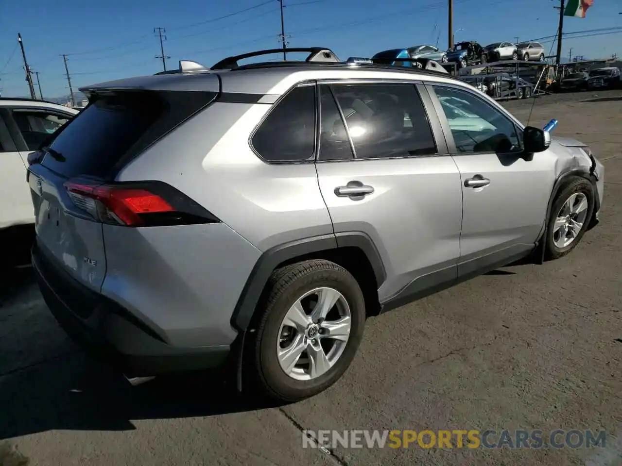 3 Photograph of a damaged car 2T3W1RFV4MC145432 TOYOTA RAV4 2021