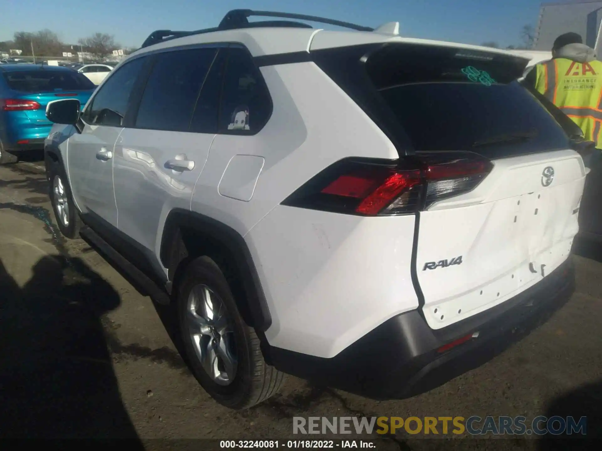 3 Photograph of a damaged car 2T3W1RFV4MC151022 TOYOTA RAV4 2021