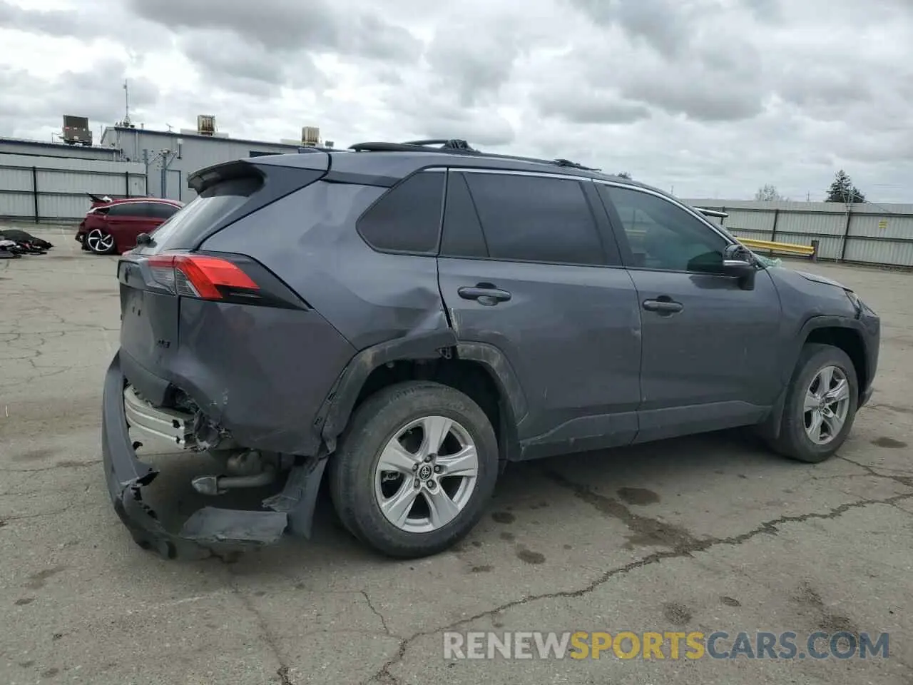 3 Photograph of a damaged car 2T3W1RFV4MC153241 TOYOTA RAV4 2021