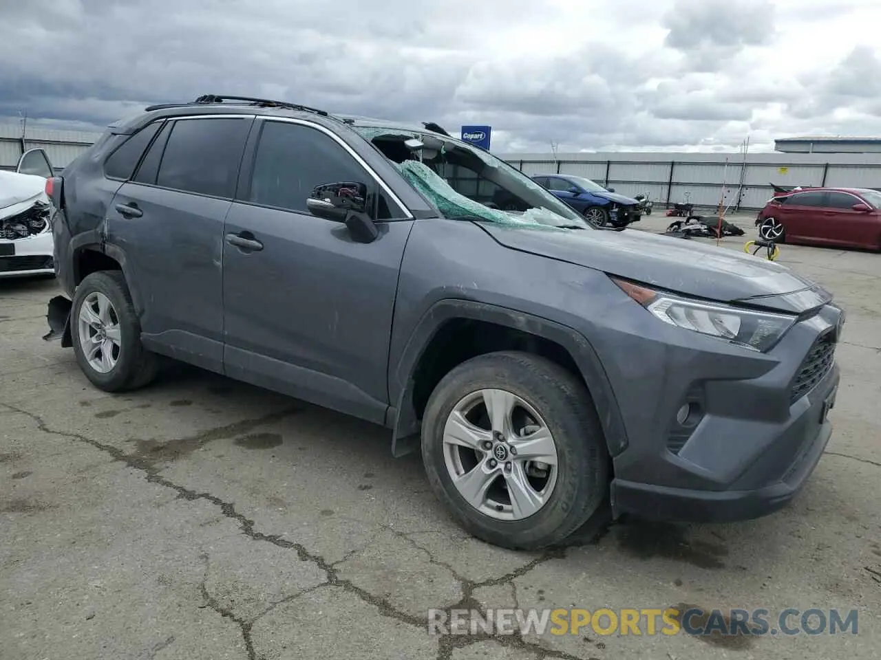 4 Photograph of a damaged car 2T3W1RFV4MC153241 TOYOTA RAV4 2021
