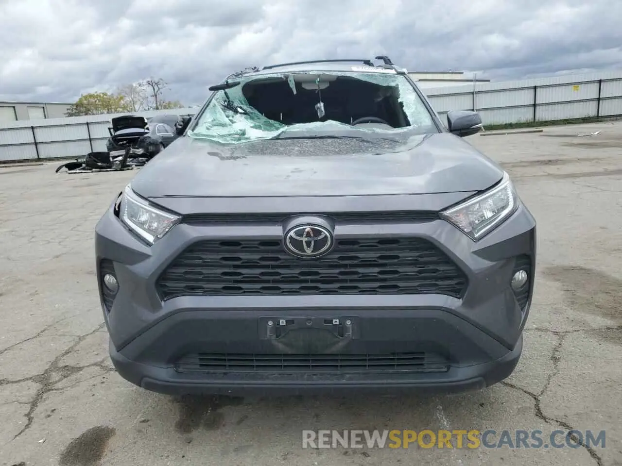 5 Photograph of a damaged car 2T3W1RFV4MC153241 TOYOTA RAV4 2021