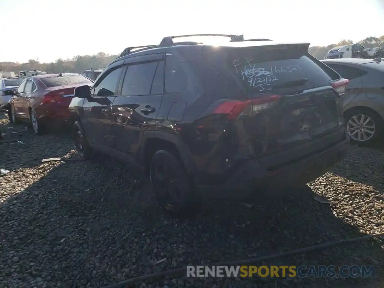 3 Photograph of a damaged car 2T3W1RFV4MC166328 TOYOTA RAV4 2021