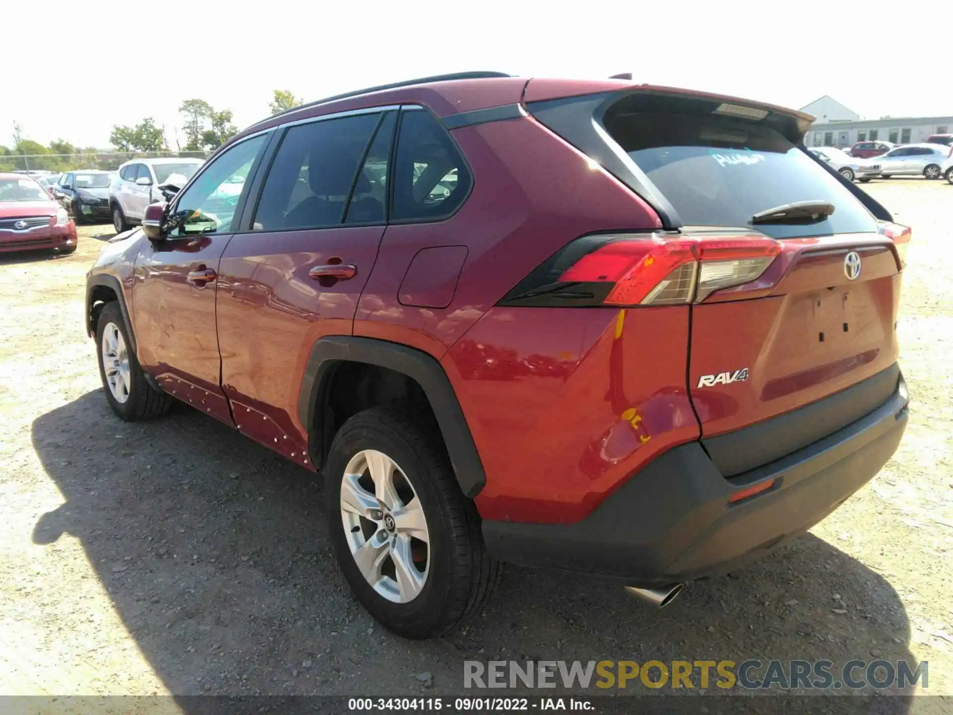 3 Photograph of a damaged car 2T3W1RFV4MW105818 TOYOTA RAV4 2021