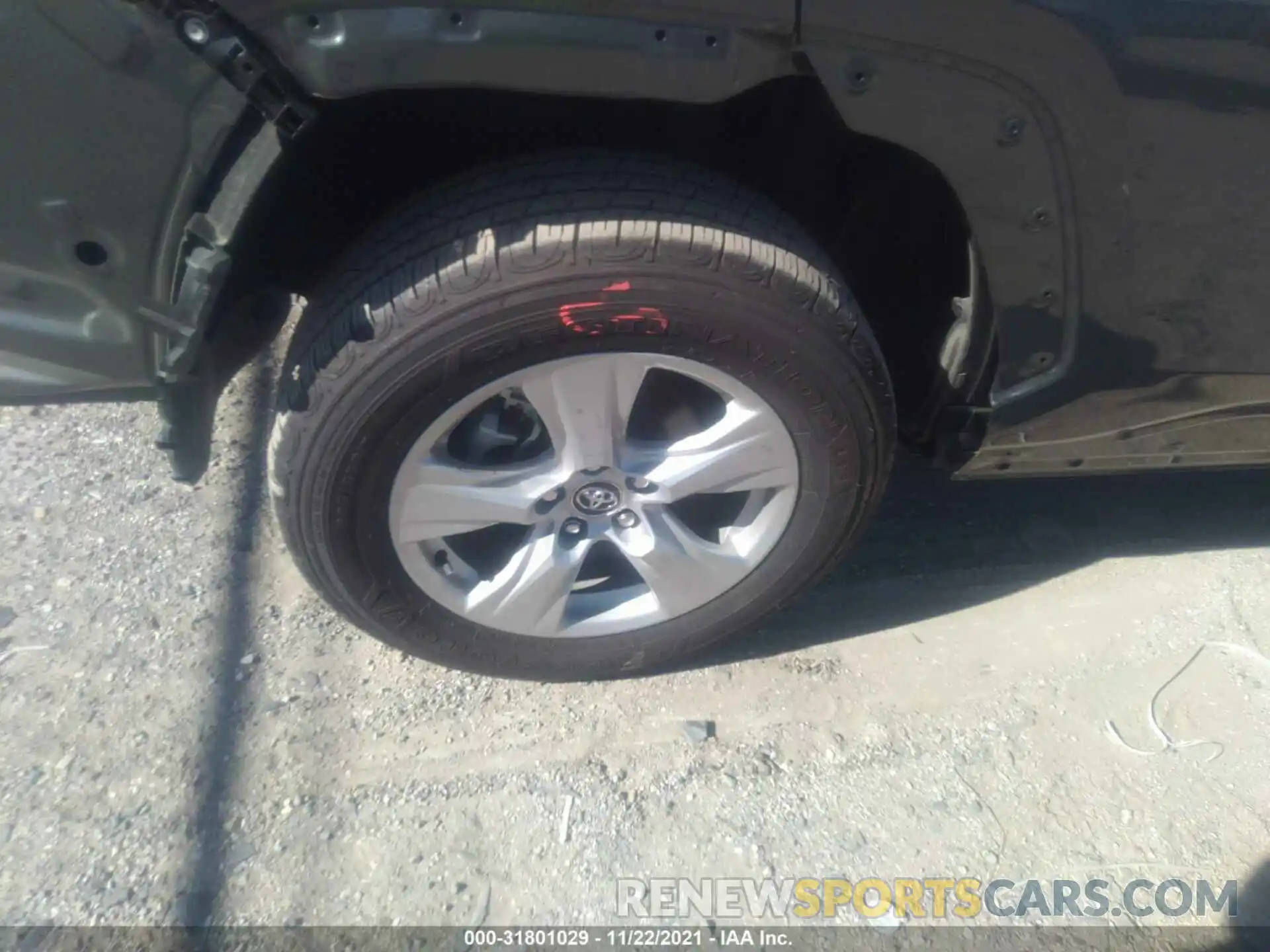 15 Photograph of a damaged car 2T3W1RFV4MW108878 TOYOTA RAV4 2021