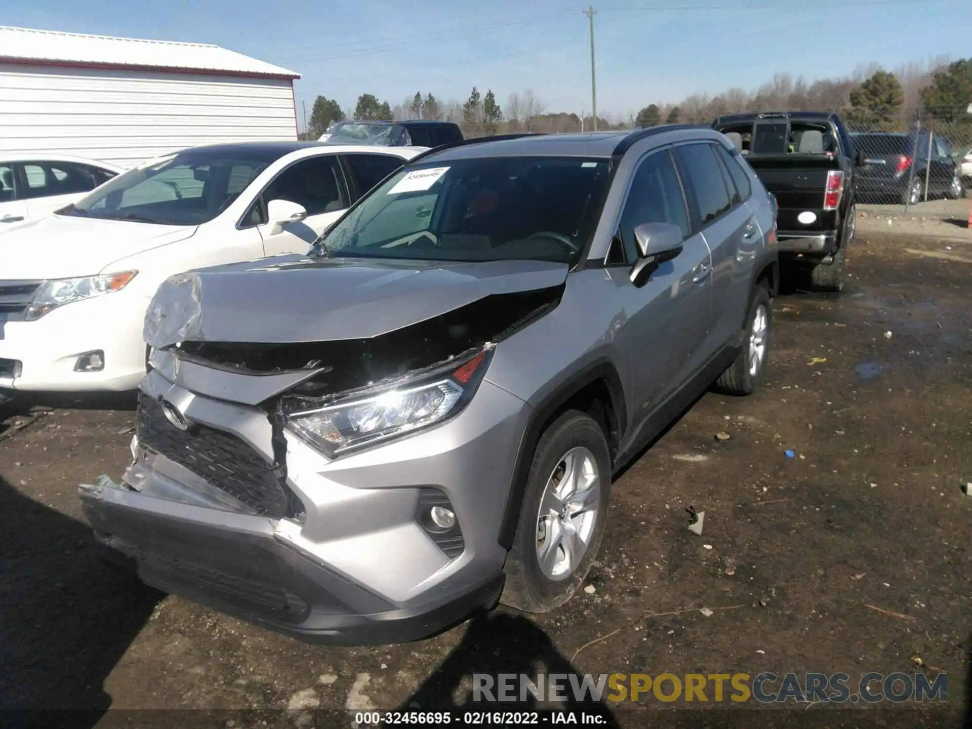 2 Photograph of a damaged car 2T3W1RFV4MW112199 TOYOTA RAV4 2021