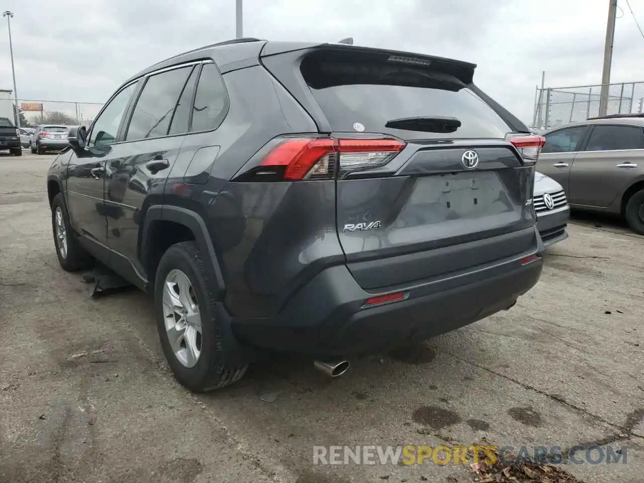 2 Photograph of a damaged car 2T3W1RFV4MW116933 TOYOTA RAV4 2021