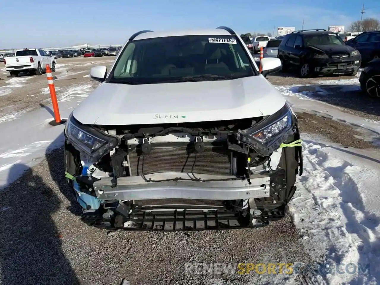 5 Photograph of a damaged car 2T3W1RFV4MW119301 TOYOTA RAV4 2021