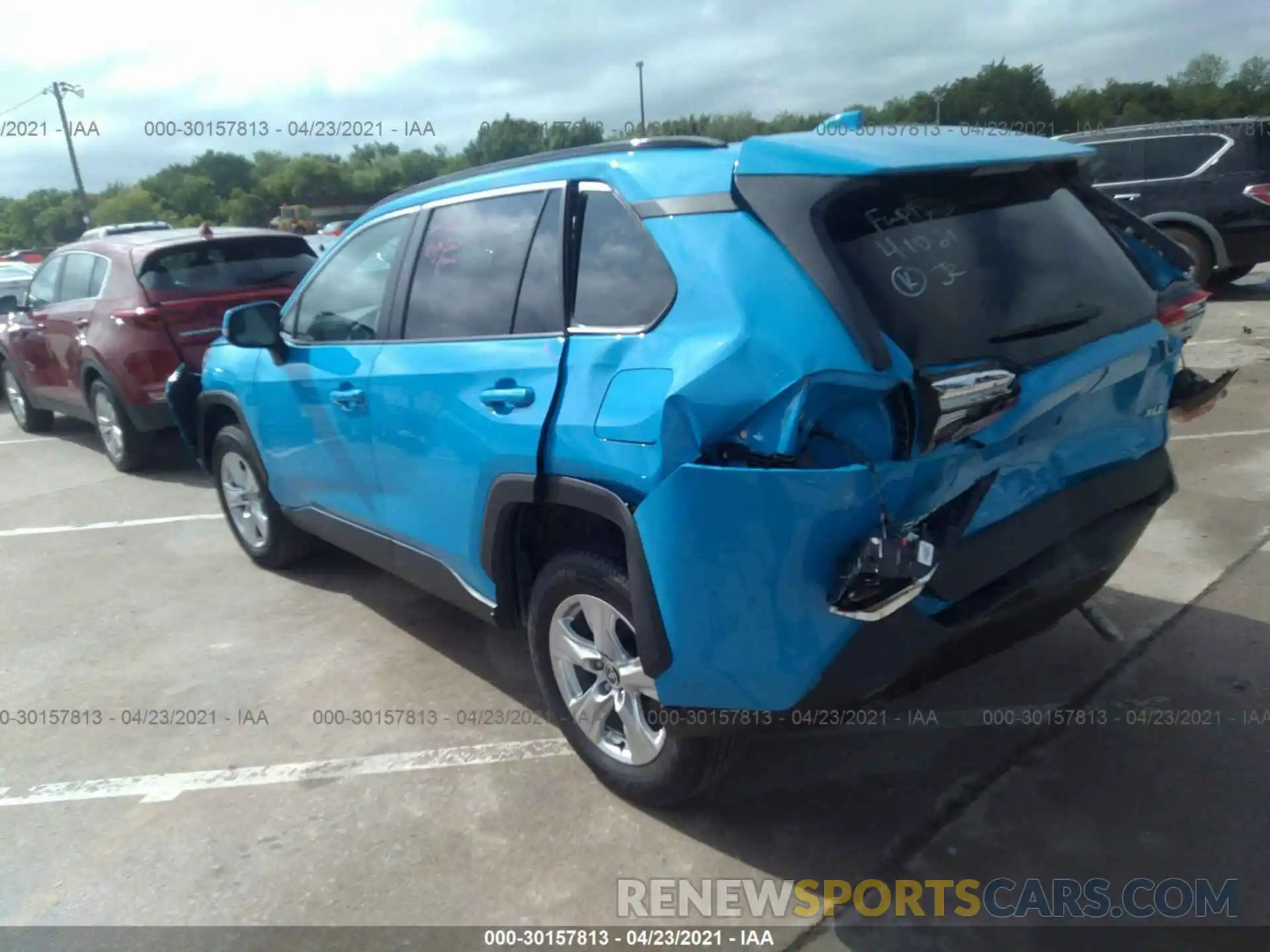 3 Photograph of a damaged car 2T3W1RFV4MW126930 TOYOTA RAV4 2021