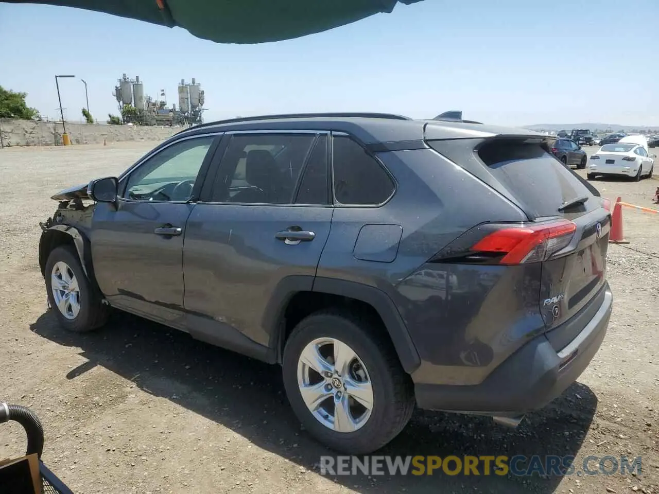 2 Photograph of a damaged car 2T3W1RFV4MW133652 TOYOTA RAV4 2021