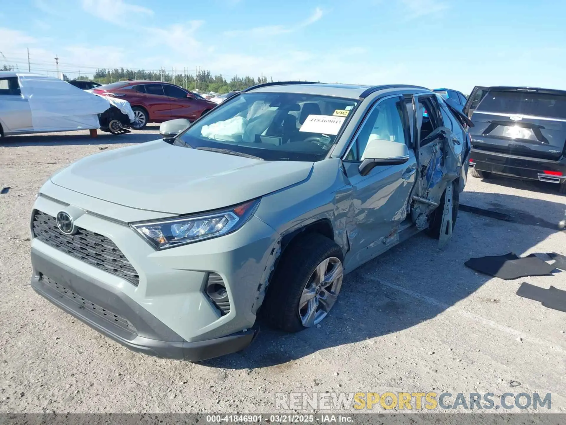 6 Photograph of a damaged car 2T3W1RFV4MW136969 TOYOTA RAV4 2021