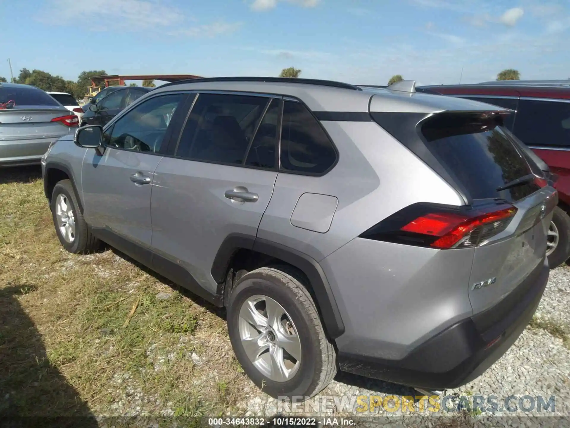 3 Photograph of a damaged car 2T3W1RFV4MW178137 TOYOTA RAV4 2021