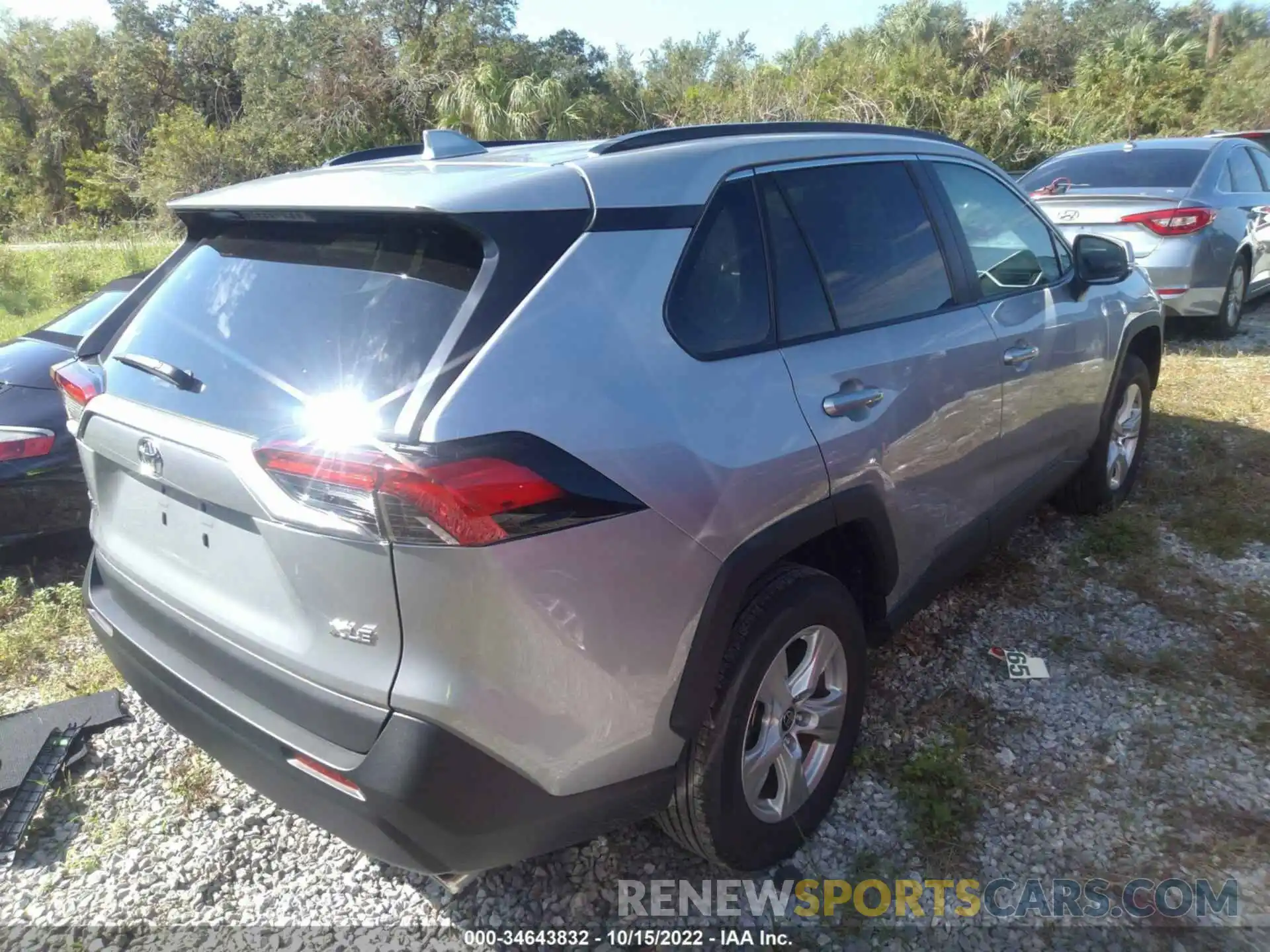 4 Photograph of a damaged car 2T3W1RFV4MW178137 TOYOTA RAV4 2021