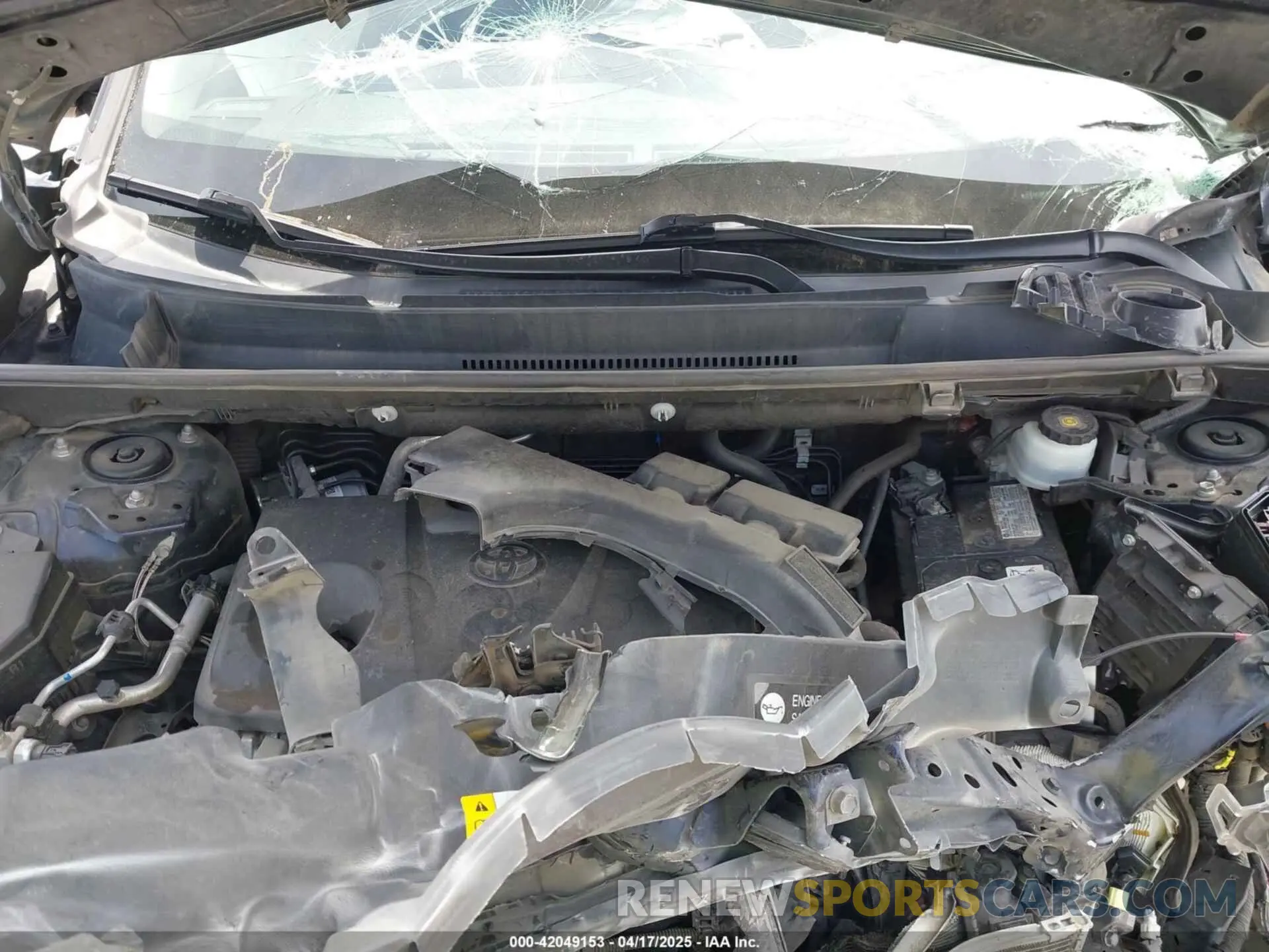 10 Photograph of a damaged car 2T3W1RFV4MW183306 TOYOTA RAV4 2021