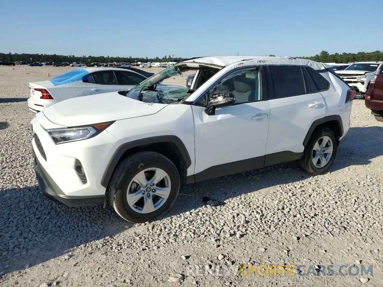 1 Photograph of a damaged car 2T3W1RFV5MC088237 TOYOTA RAV4 2021