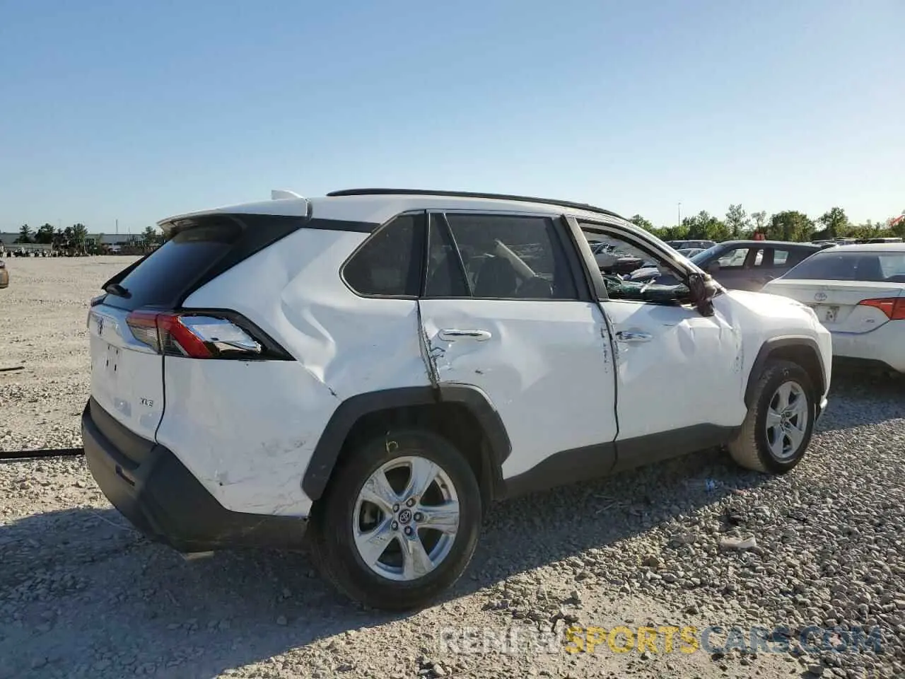 3 Photograph of a damaged car 2T3W1RFV5MC088237 TOYOTA RAV4 2021