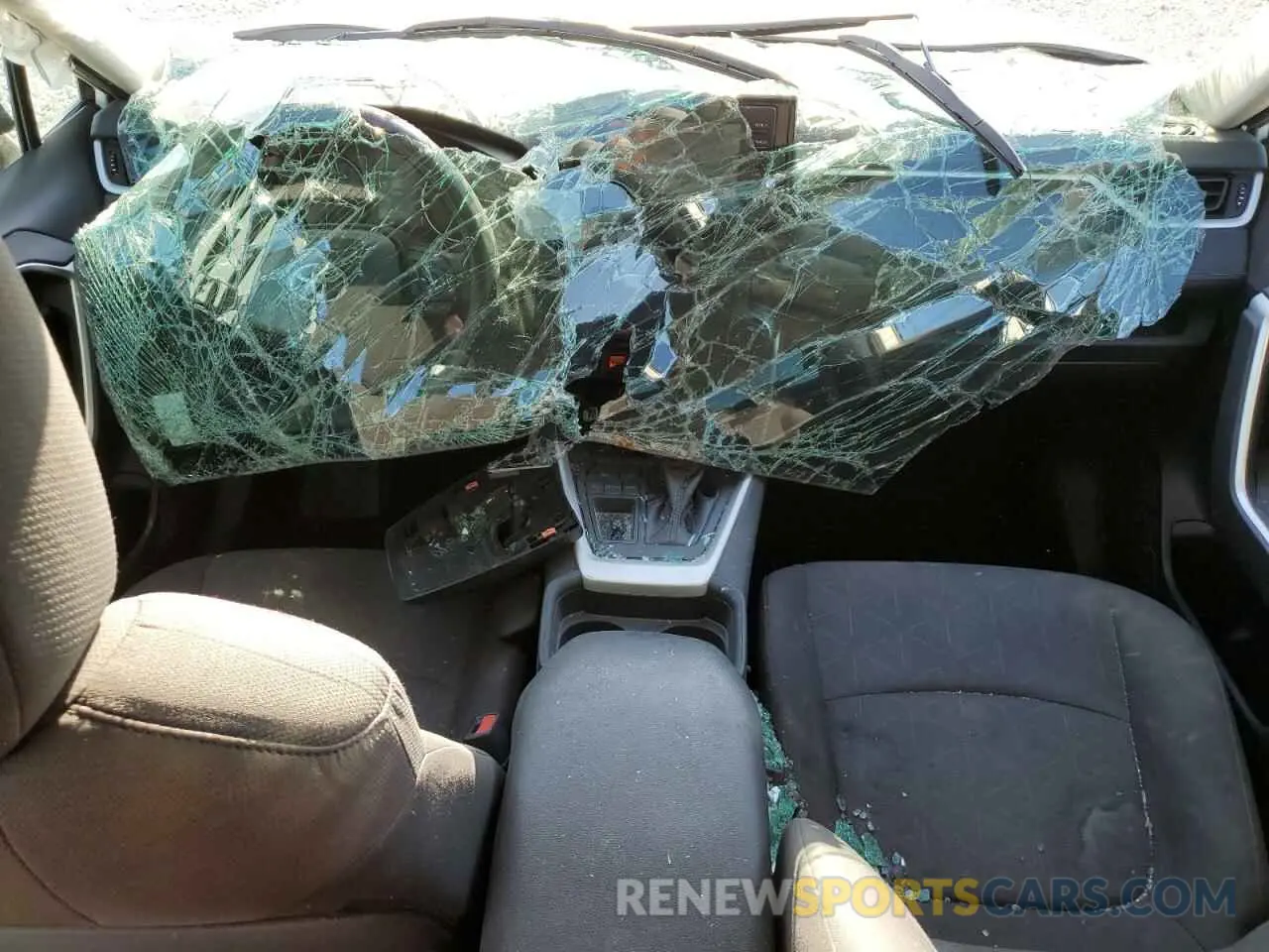 8 Photograph of a damaged car 2T3W1RFV5MC088237 TOYOTA RAV4 2021