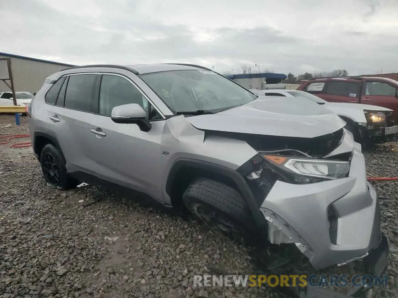 4 Photograph of a damaged car 2T3W1RFV5MC096208 TOYOTA RAV4 2021