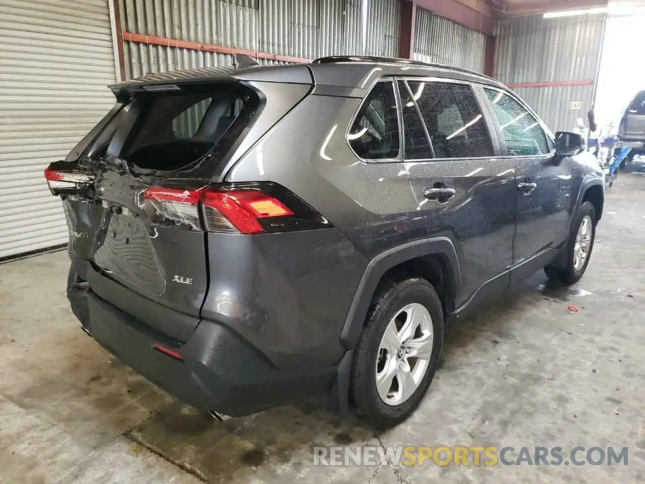 4 Photograph of a damaged car 2T3W1RFV5MC097973 TOYOTA RAV4 2021