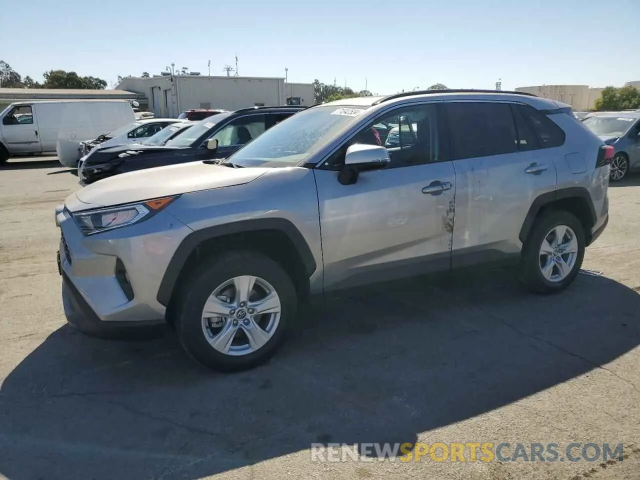 1 Photograph of a damaged car 2T3W1RFV5MC108213 TOYOTA RAV4 2021