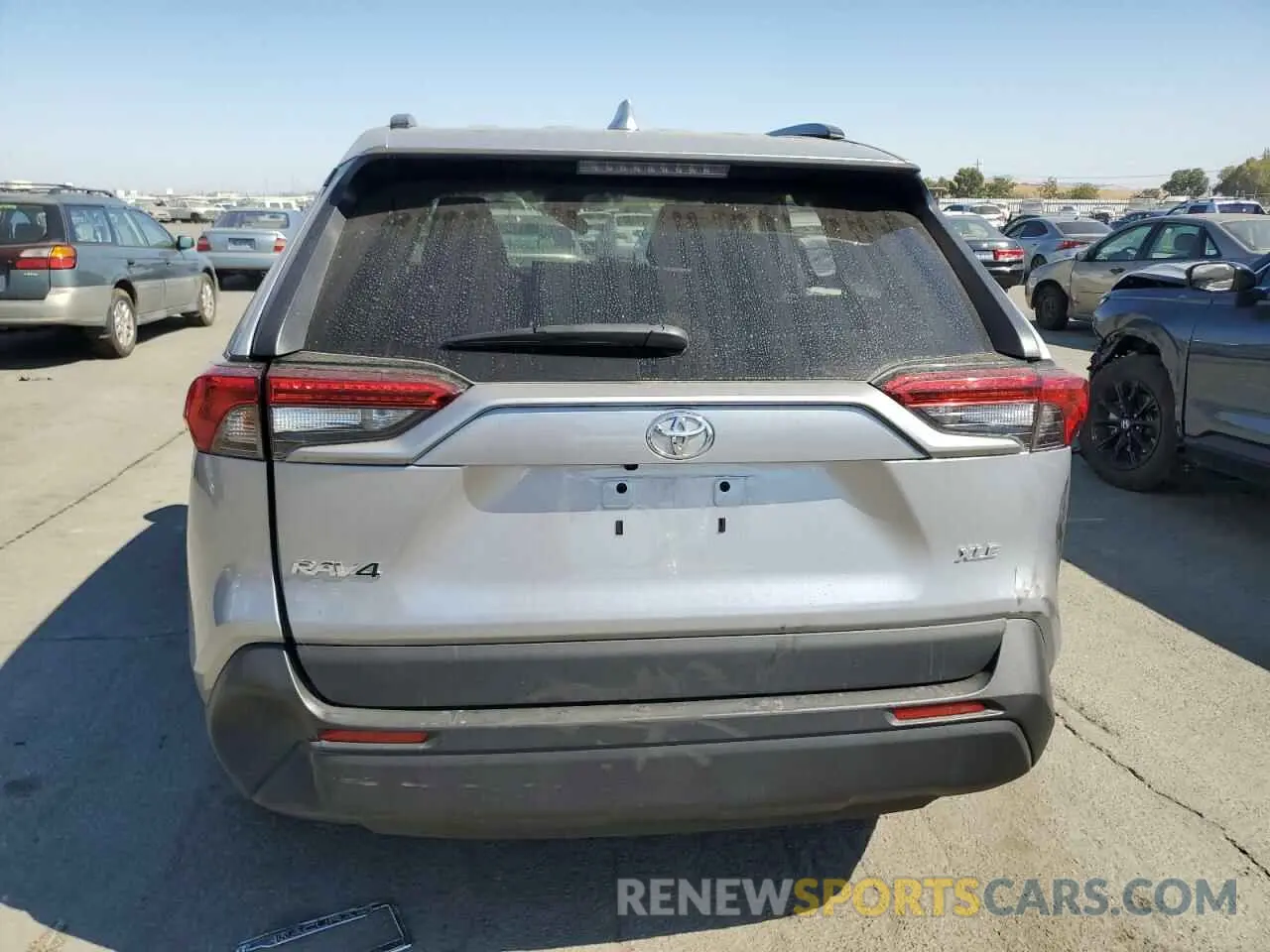 6 Photograph of a damaged car 2T3W1RFV5MC108213 TOYOTA RAV4 2021
