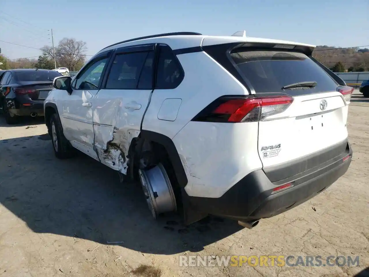 3 Photograph of a damaged car 2T3W1RFV5MC124816 TOYOTA RAV4 2021