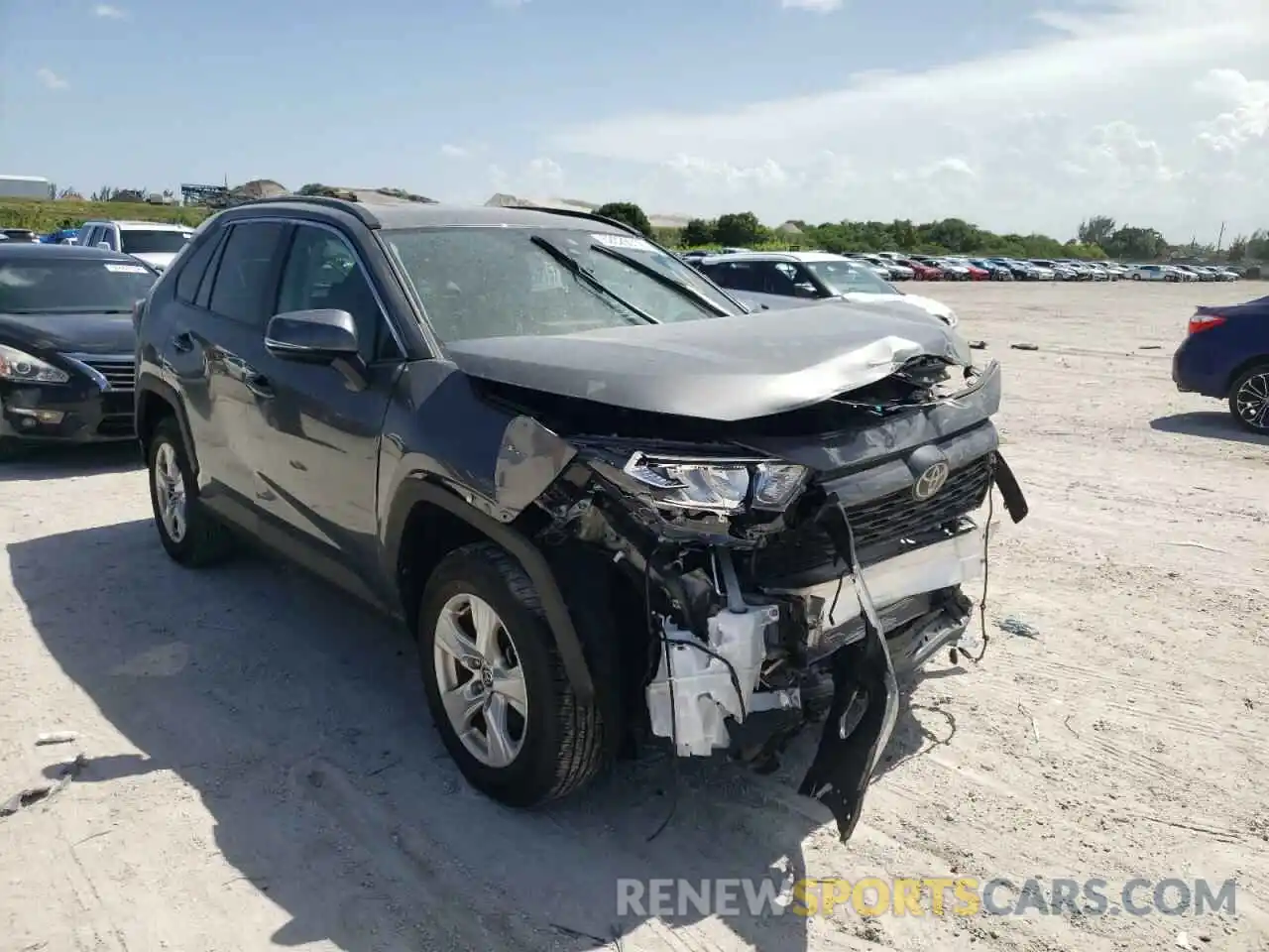 1 Photograph of a damaged car 2T3W1RFV5MC137226 TOYOTA RAV4 2021