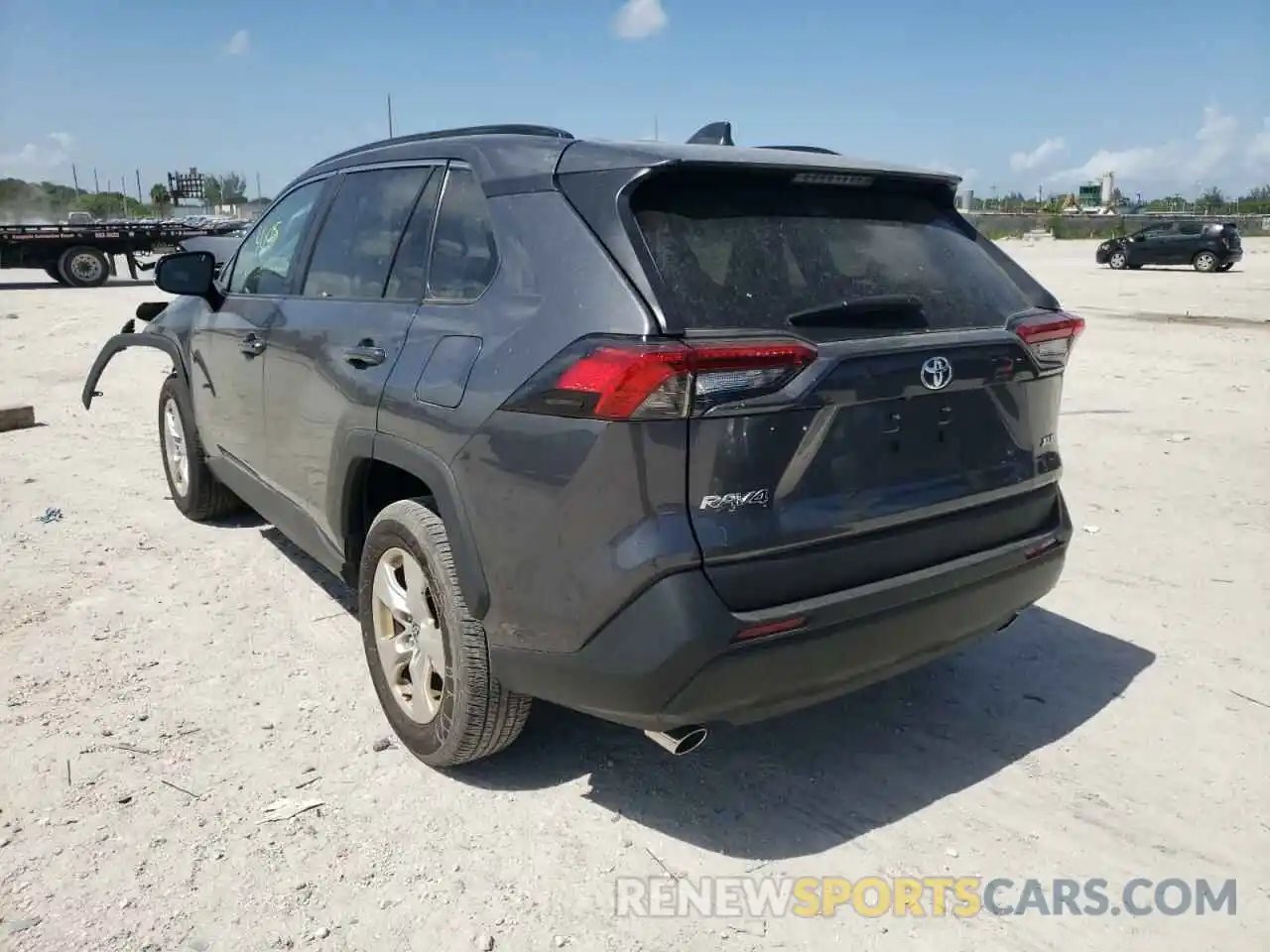 3 Photograph of a damaged car 2T3W1RFV5MC137226 TOYOTA RAV4 2021