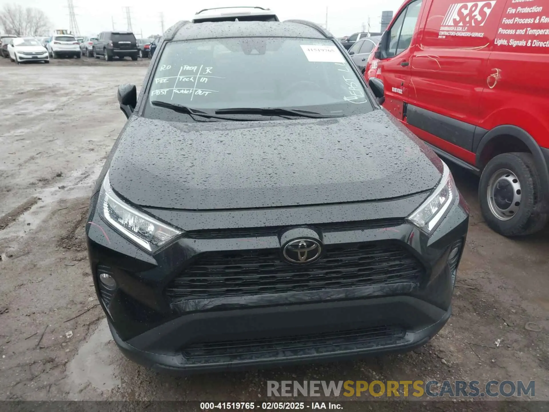 12 Photograph of a damaged car 2T3W1RFV5MC139686 TOYOTA RAV4 2021