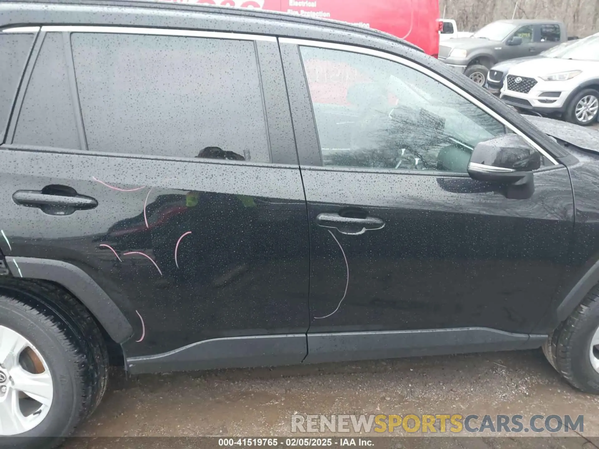 13 Photograph of a damaged car 2T3W1RFV5MC139686 TOYOTA RAV4 2021