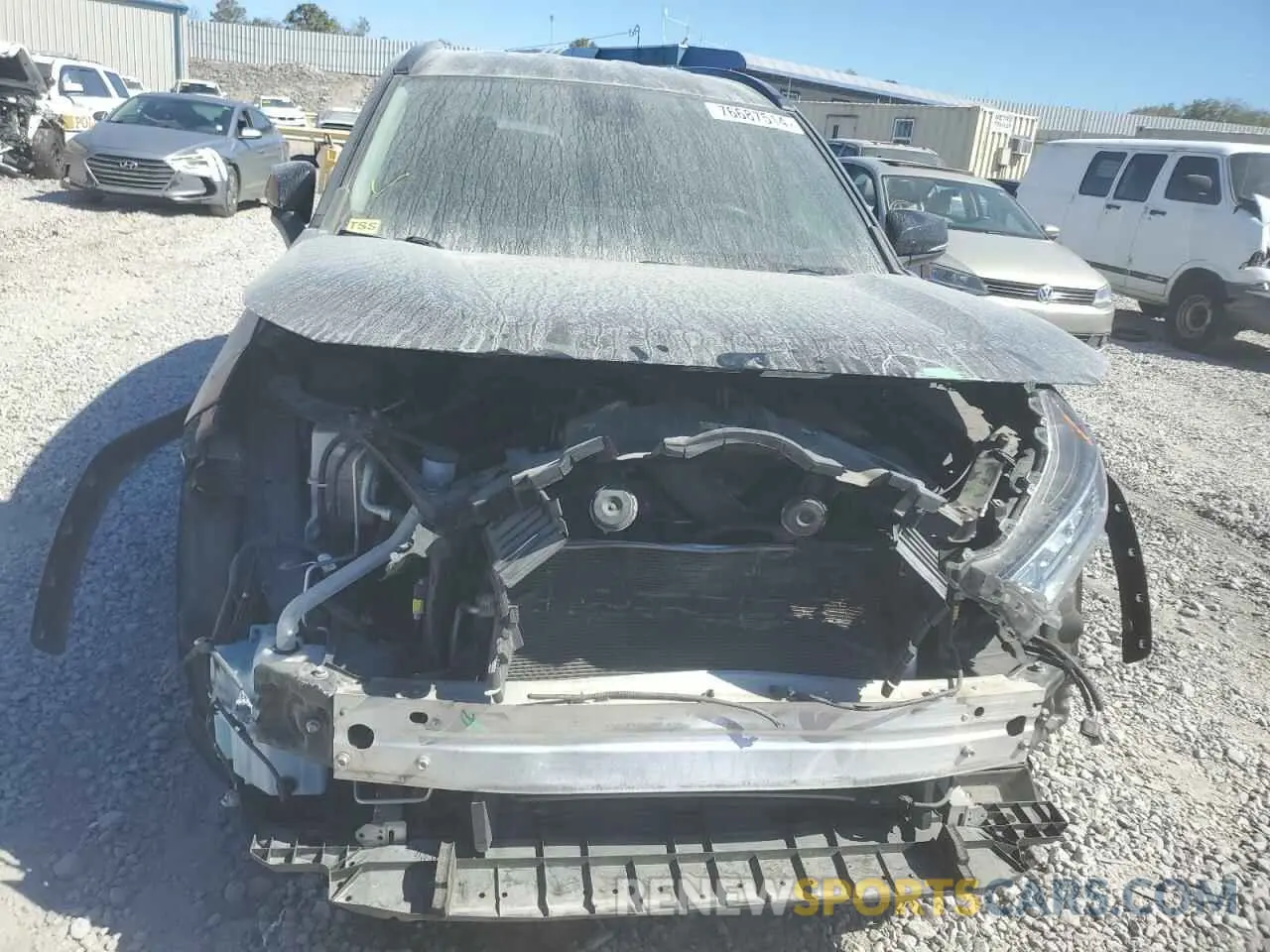 5 Photograph of a damaged car 2T3W1RFV5MC140000 TOYOTA RAV4 2021