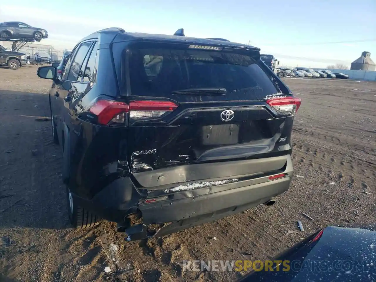 6 Photograph of a damaged car 2T3W1RFV5MC140031 TOYOTA RAV4 2021