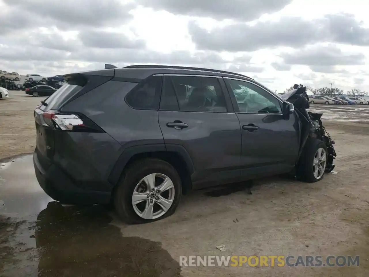 3 Photograph of a damaged car 2T3W1RFV5MC156536 TOYOTA RAV4 2021