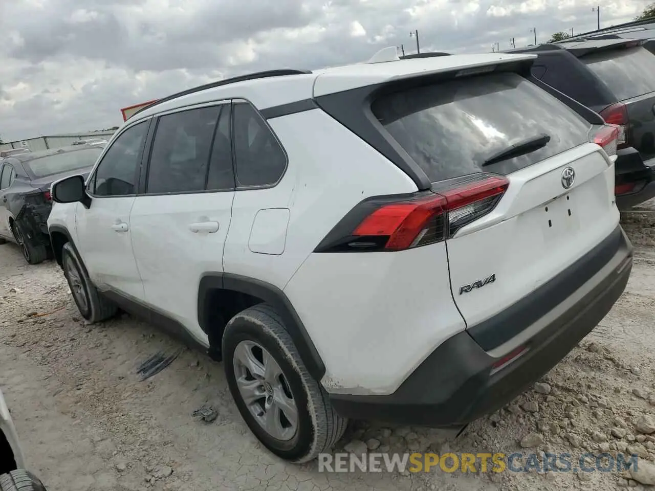 2 Photograph of a damaged car 2T3W1RFV5MC159601 TOYOTA RAV4 2021