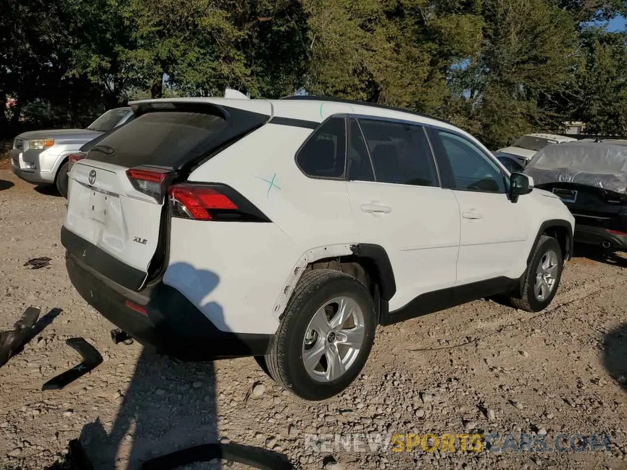 3 Photograph of a damaged car 2T3W1RFV5MC168878 TOYOTA RAV4 2021