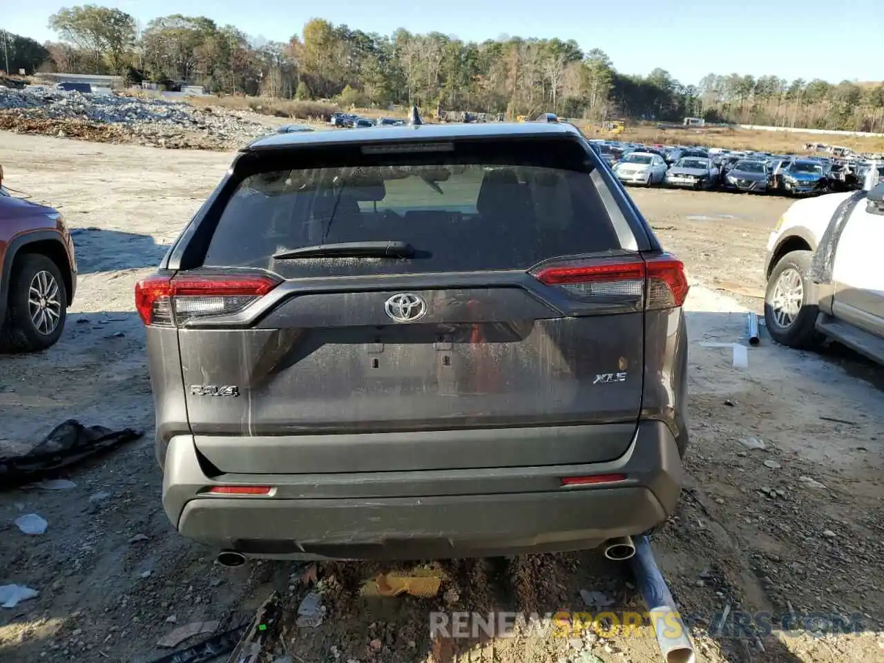 6 Photograph of a damaged car 2T3W1RFV5MW105293 TOYOTA RAV4 2021