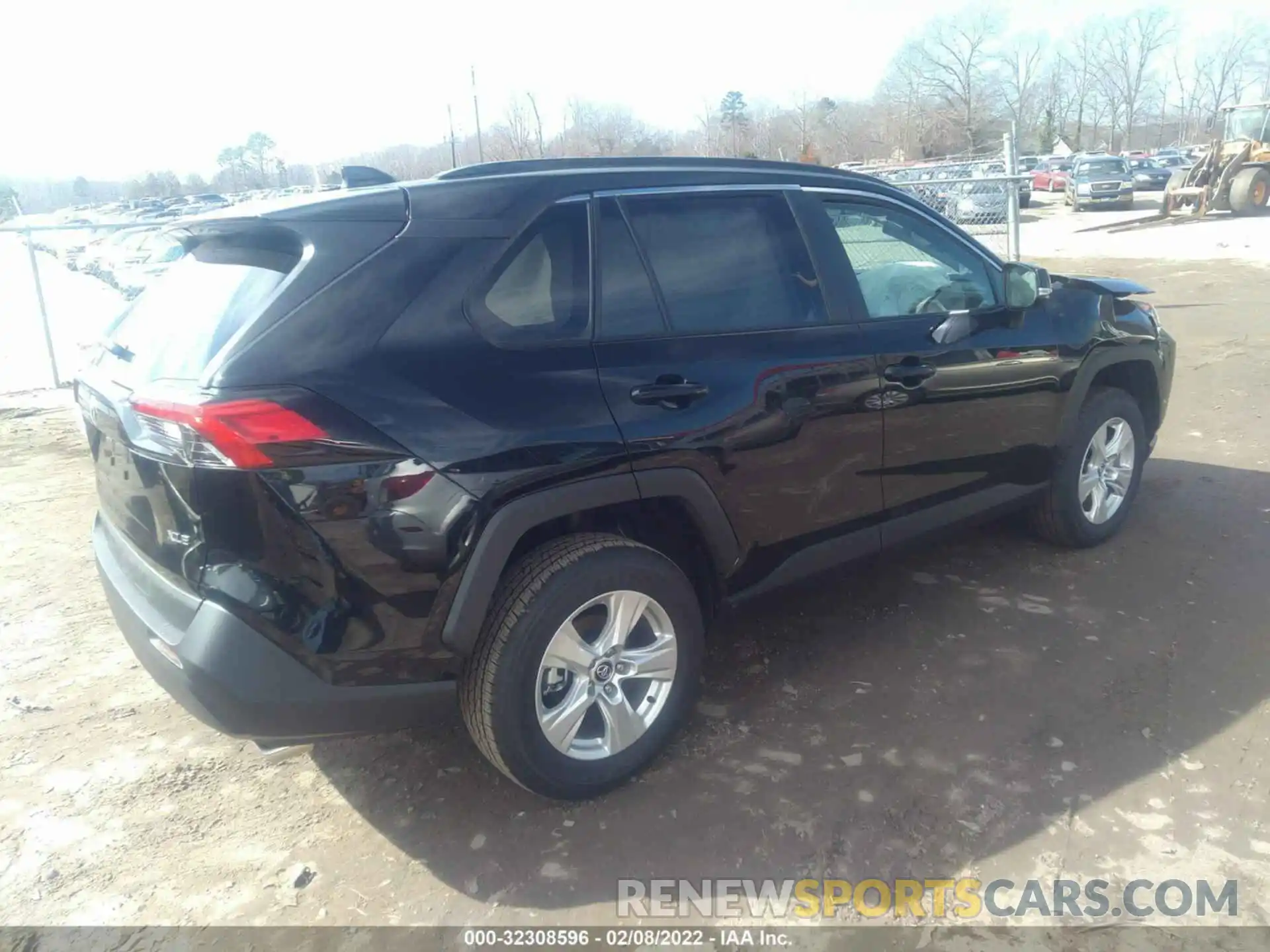 4 Photograph of a damaged car 2T3W1RFV5MW108436 TOYOTA RAV4 2021