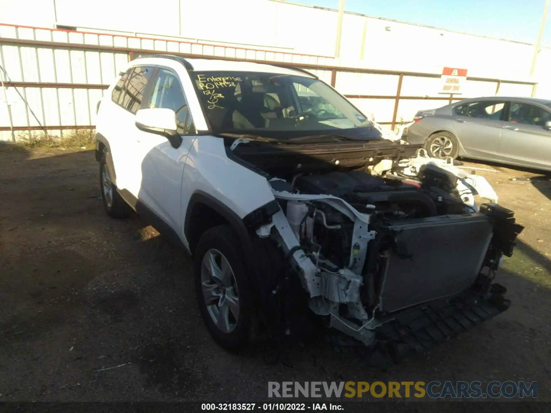 1 Photograph of a damaged car 2T3W1RFV5MW119162 TOYOTA RAV4 2021