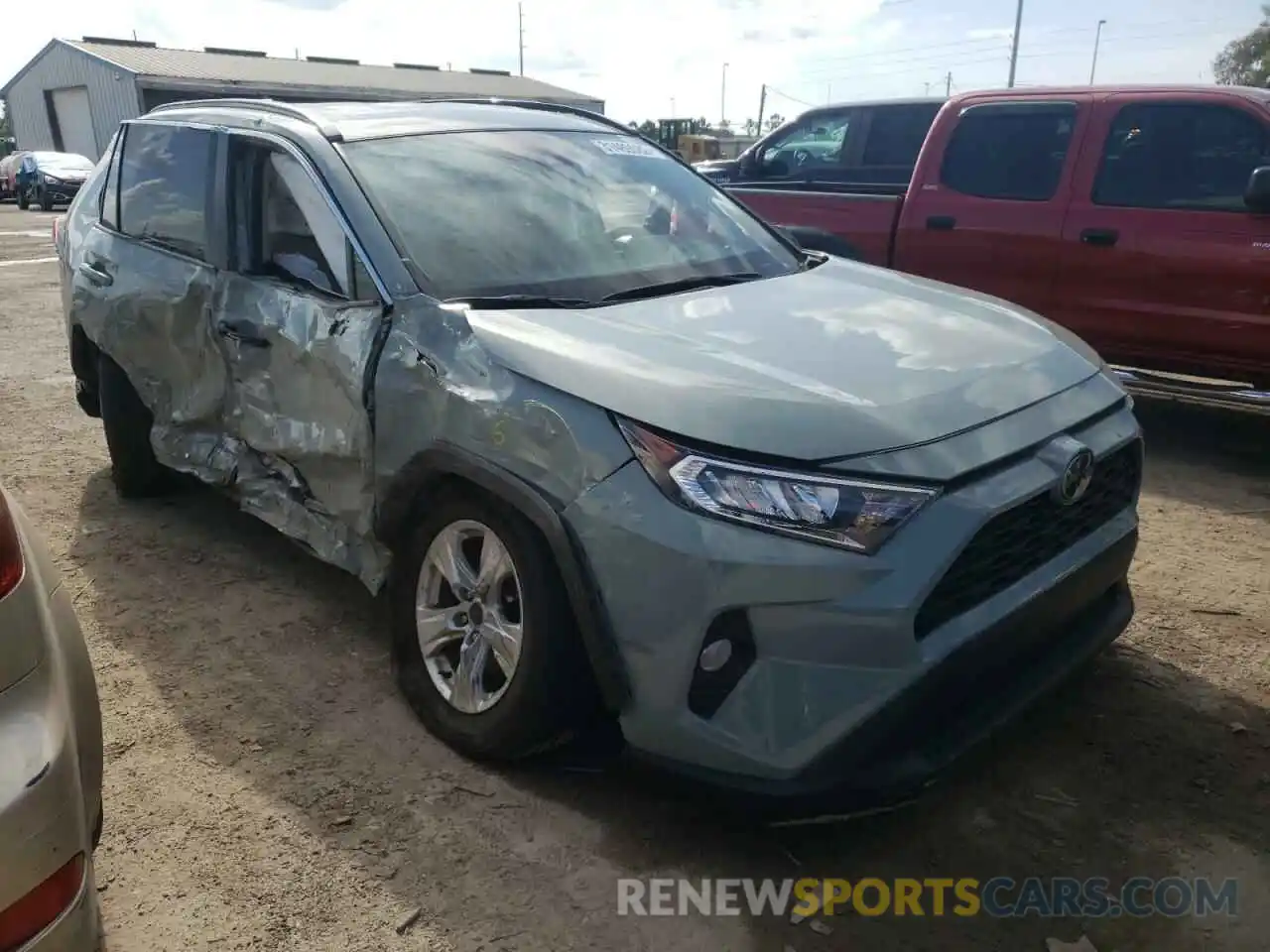 1 Photograph of a damaged car 2T3W1RFV5MW122899 TOYOTA RAV4 2021