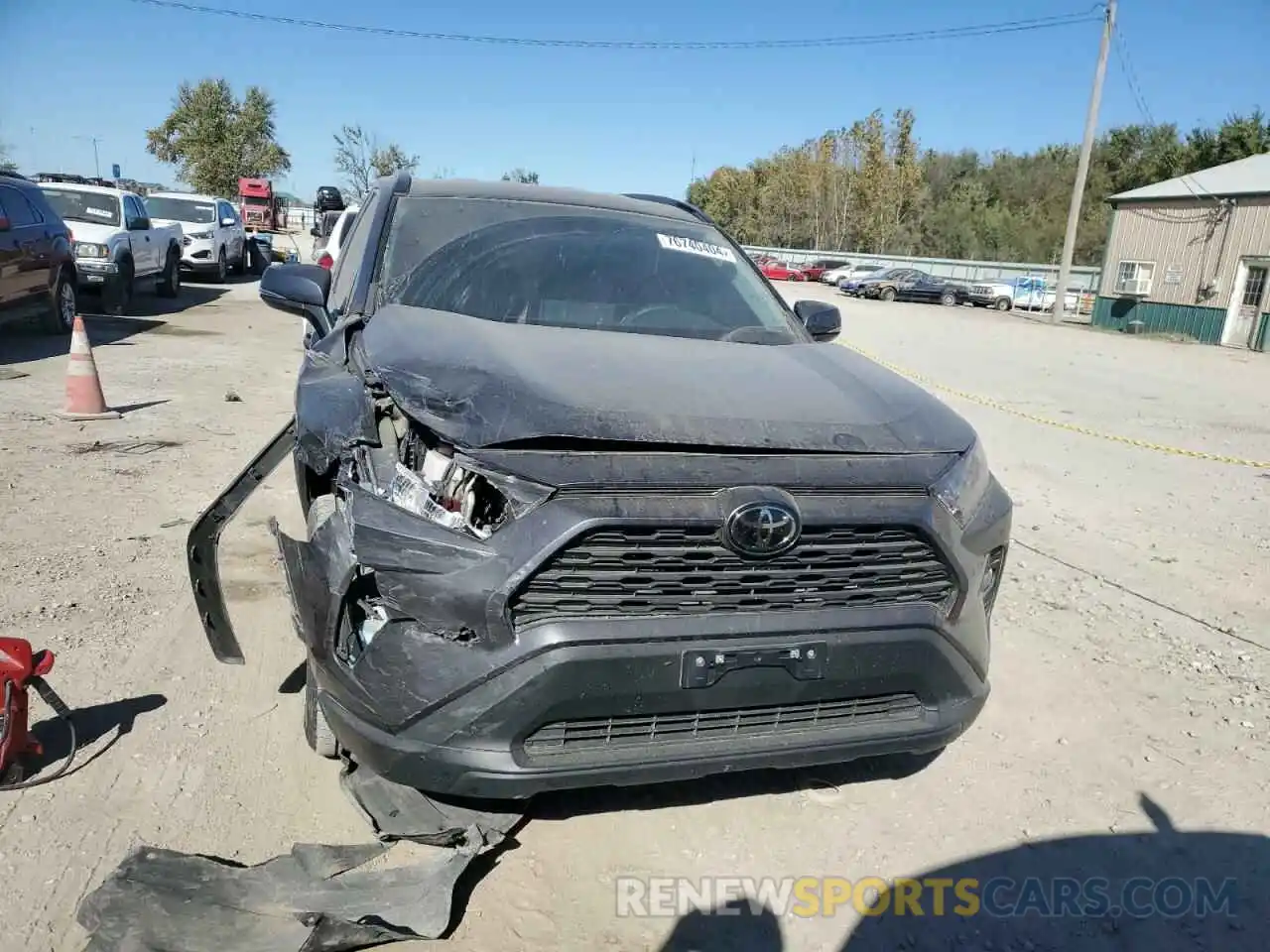 5 Photograph of a damaged car 2T3W1RFV5MW134065 TOYOTA RAV4 2021