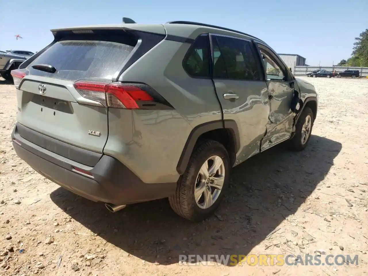 4 Photograph of a damaged car 2T3W1RFV5MW145843 TOYOTA RAV4 2021