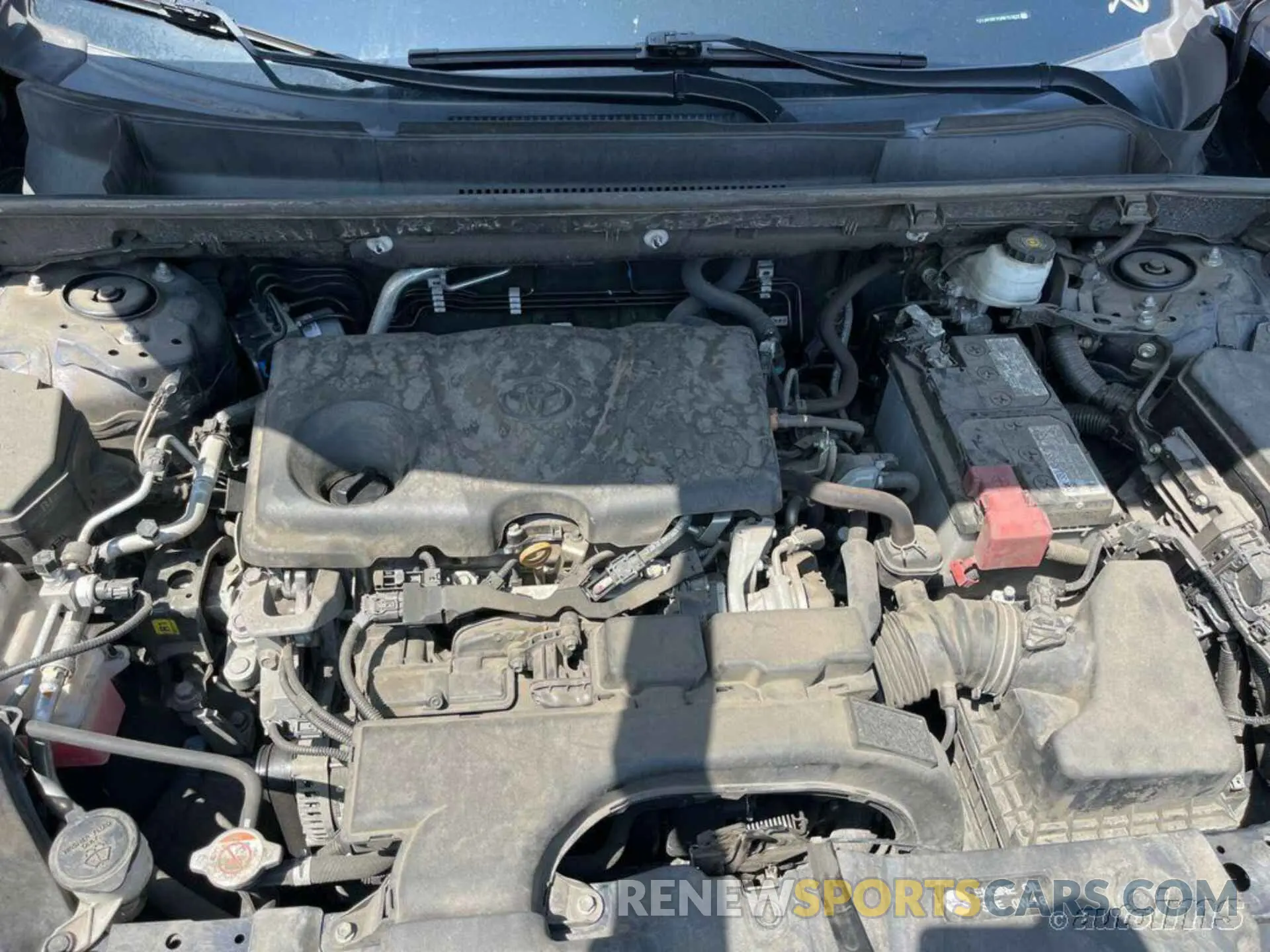 12 Photograph of a damaged car 2T3W1RFV5MW153635 TOYOTA RAV4 2021