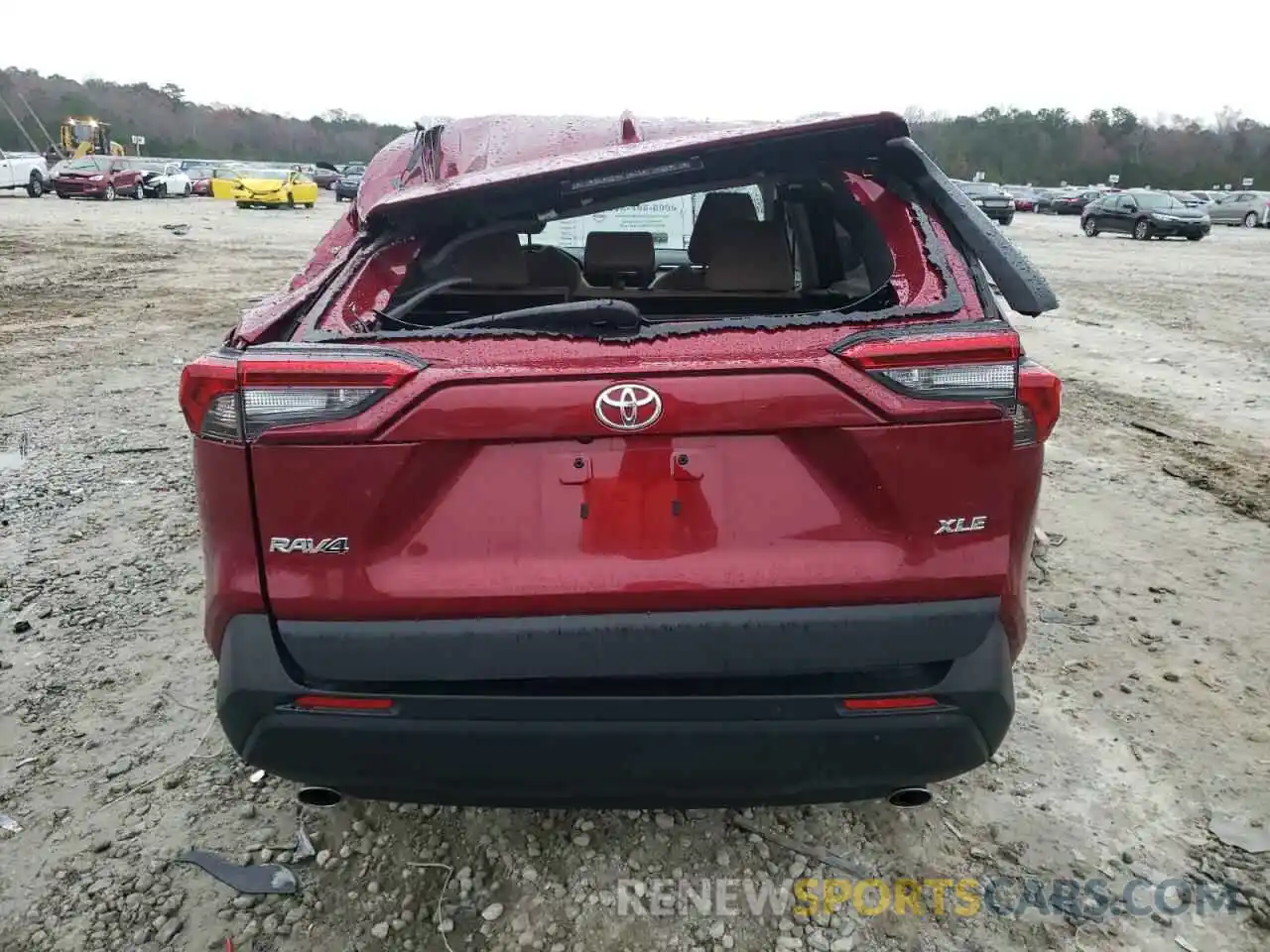 6 Photograph of a damaged car 2T3W1RFV5MW154347 TOYOTA RAV4 2021