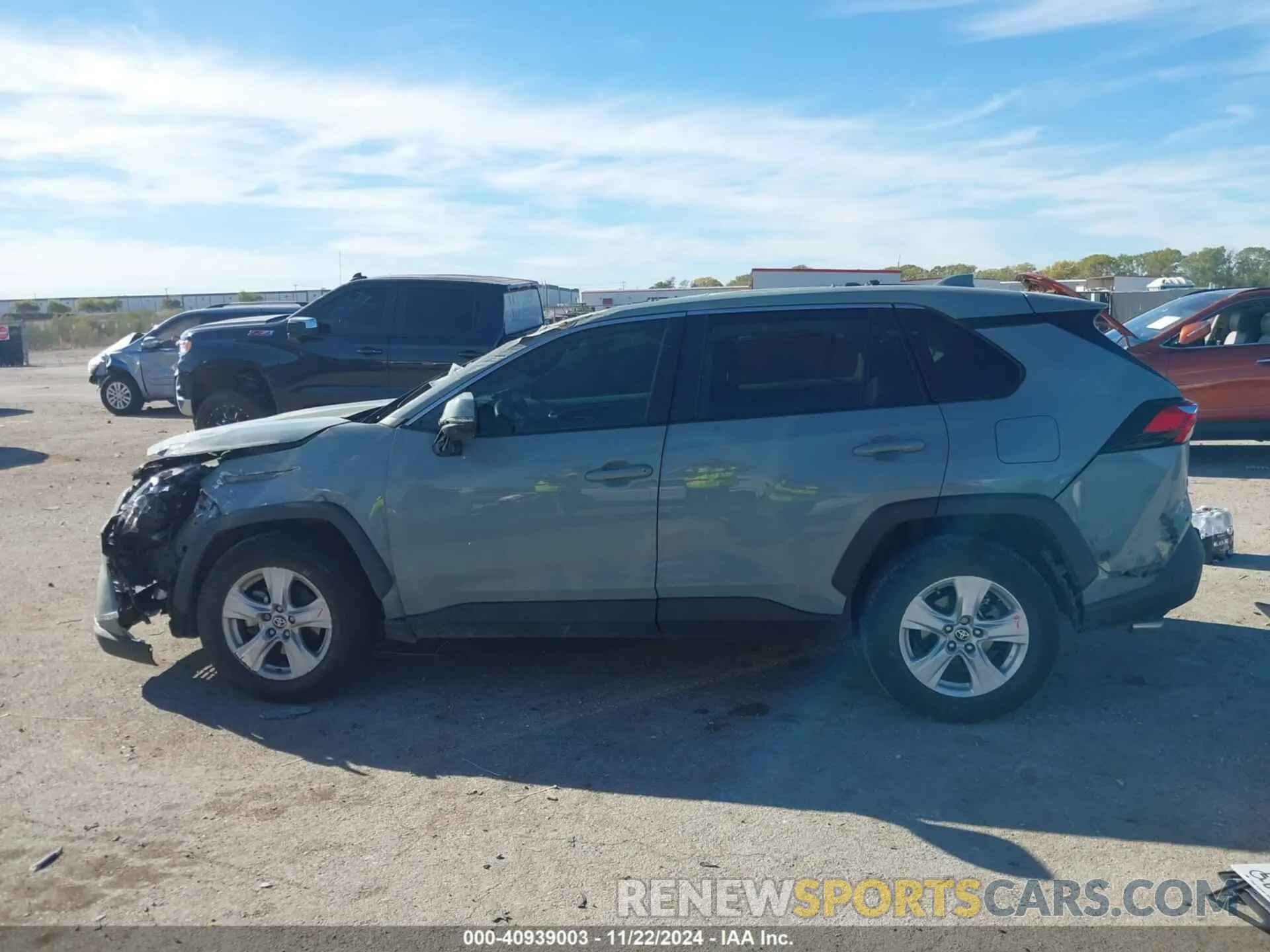 15 Photograph of a damaged car 2T3W1RFV5MW162741 TOYOTA RAV4 2021