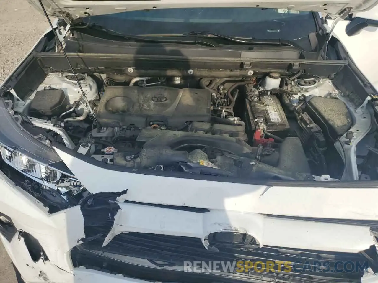 13 Photograph of a damaged car 2T3W1RFV5MW170290 TOYOTA RAV4 2021