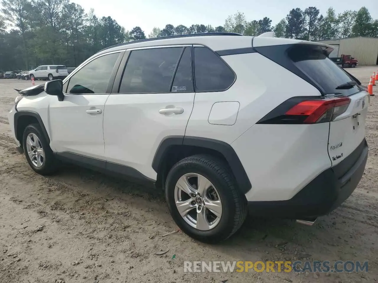2 Photograph of a damaged car 2T3W1RFV5MW170290 TOYOTA RAV4 2021