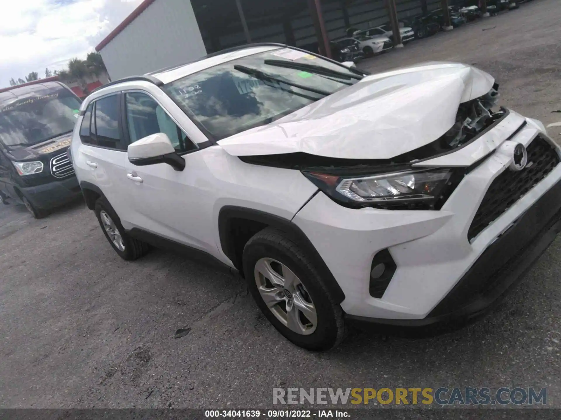 1 Photograph of a damaged car 2T3W1RFV5MW171102 TOYOTA RAV4 2021