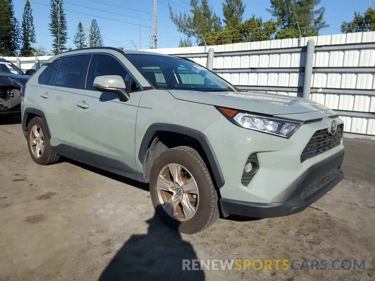 4 Photograph of a damaged car 2T3W1RFV5MW175067 TOYOTA RAV4 2021